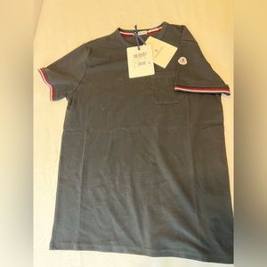 COPY - BNWT moncler tee size L 1 hour flash sale price will go up in one hour